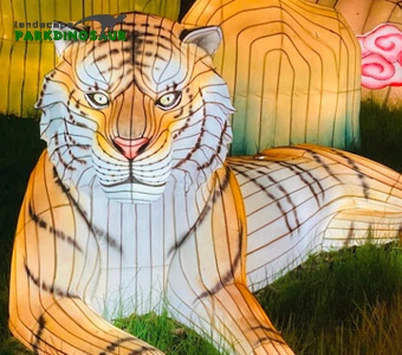 Model Llusern Anifeiliaid Maint Bywyd